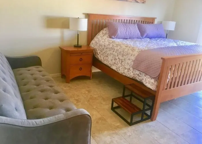 Antelopecanyonhouse W View Offering Deals For Two Couples Pets Okay *
