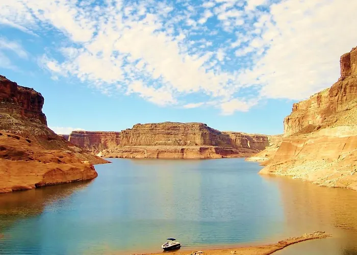 Holiday home Antelopecanyonhouse W View Offering Deals For Two Couples Pets Okay