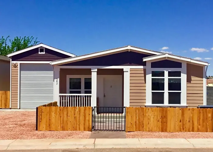 Holiday home Antelopecanyonhouse W View Offering Deals For Two Couples Pets Okay
