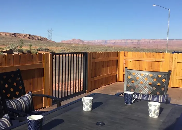 Antelopecanyonhouse W View Offering Deals For Two Couples Pets Okay *